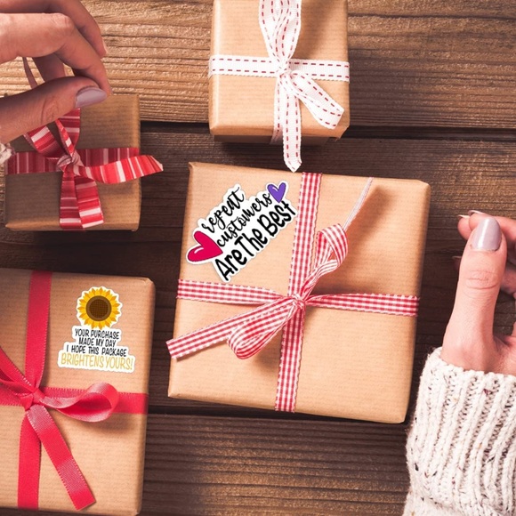 🏷 100 “Repeat Customers are the Best” Stickers - Picture 3 of 5